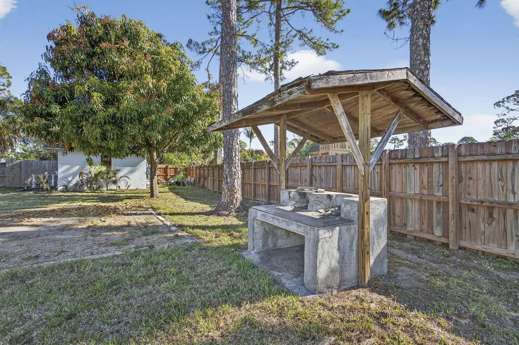 15399 N 61st Place Place N The Acreage FL 33470