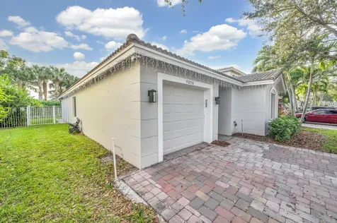 4856 SE Duval Drive Stuart FL 34997
