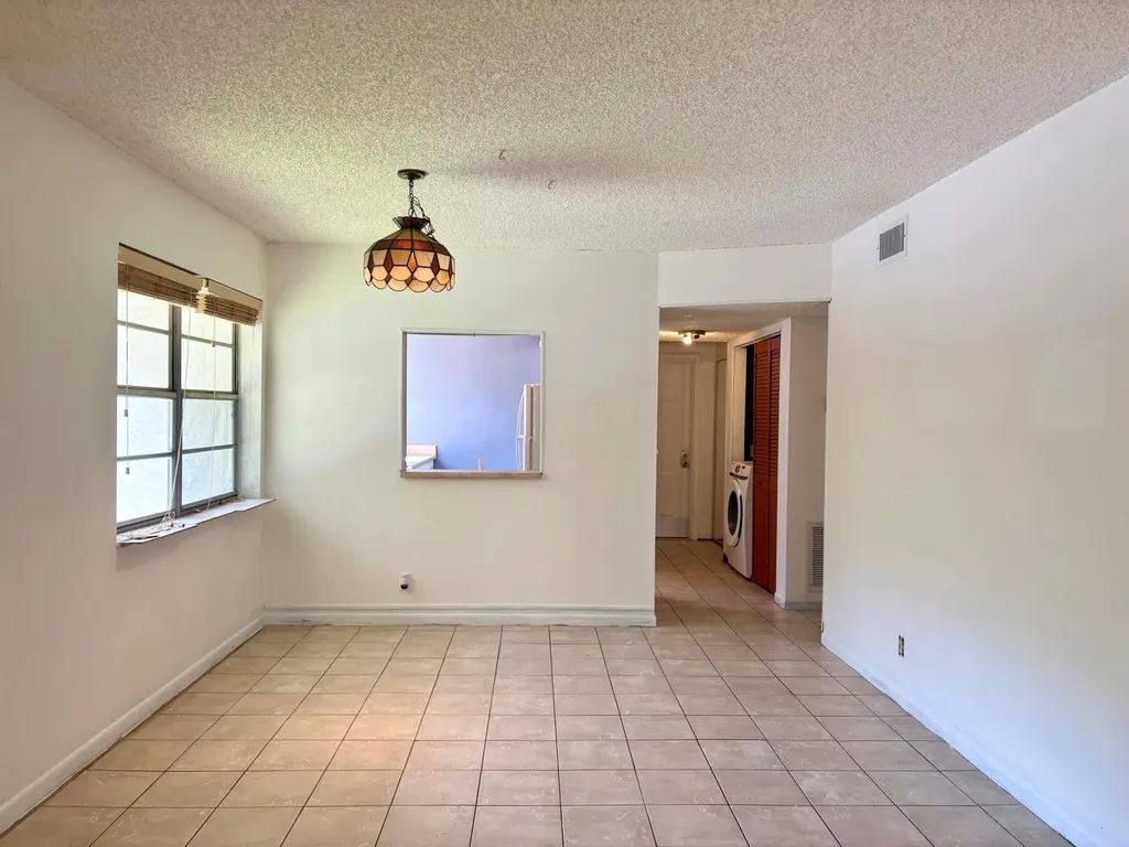 2915 SW 22nd Avenue Delray Beach FL 33445
