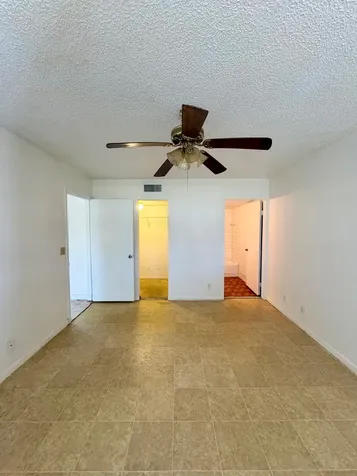 2915 SW 22nd Avenue Delray Beach FL 33445