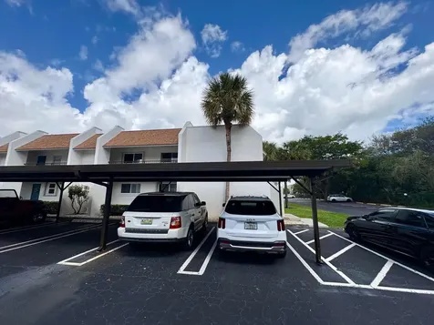 2915 SW 22nd Avenue Delray Beach FL 33445