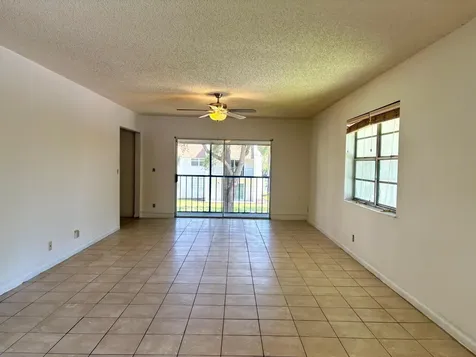 2915 SW 22nd Avenue Delray Beach FL 33445