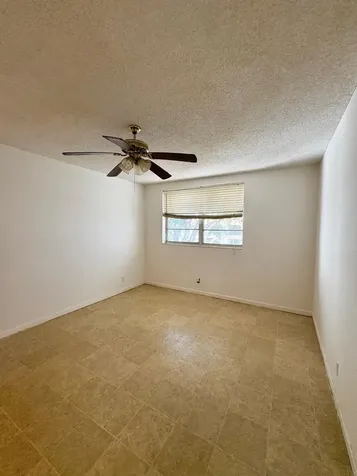 2915 SW 22nd Avenue Delray Beach FL 33445