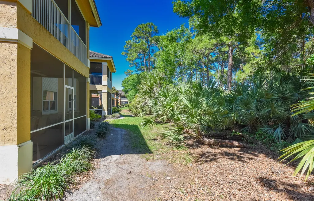 8383 Mulligan Circle Port St Lucie FL 34986