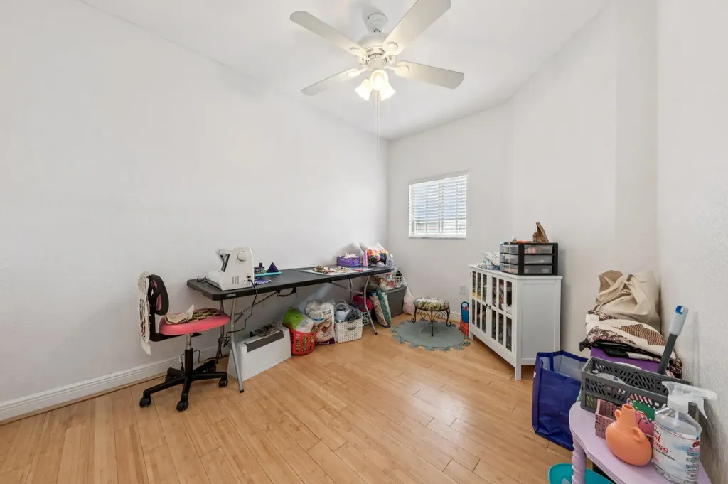 4721 E Lucerne Lakes Boulevard E Lake Worth FL 33467