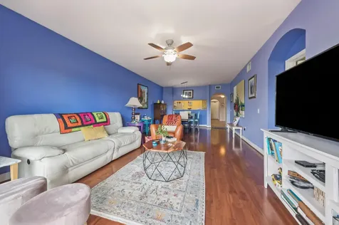 4721 E Lucerne Lakes Boulevard E Lake Worth FL 33467