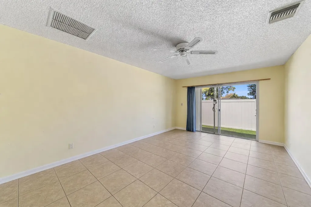 5197 Rosen Boulevard Boynton Beach FL 33472