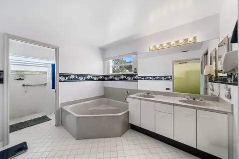 5197 Rosen Boulevard Boynton Beach FL 33472