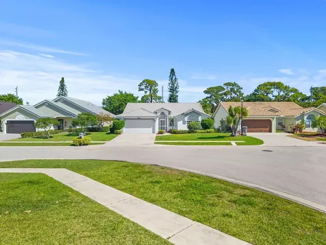 5197 Rosen Boulevard Boynton Beach FL 33472