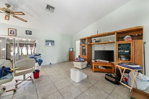 5197 Rosen Boulevard Boynton Beach FL 33472