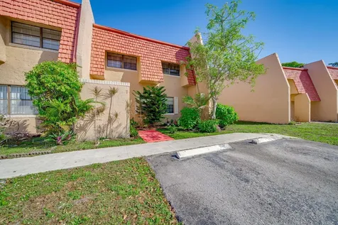 7 Ann Lee Lane Tamarac FL 33319