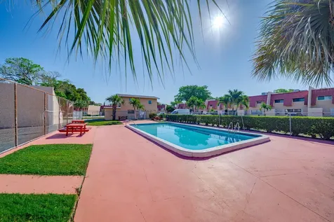 7 Ann Lee Lane Tamarac FL 33319