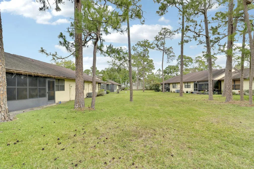 135 Manchineel Court Royal Palm Beach FL 33411