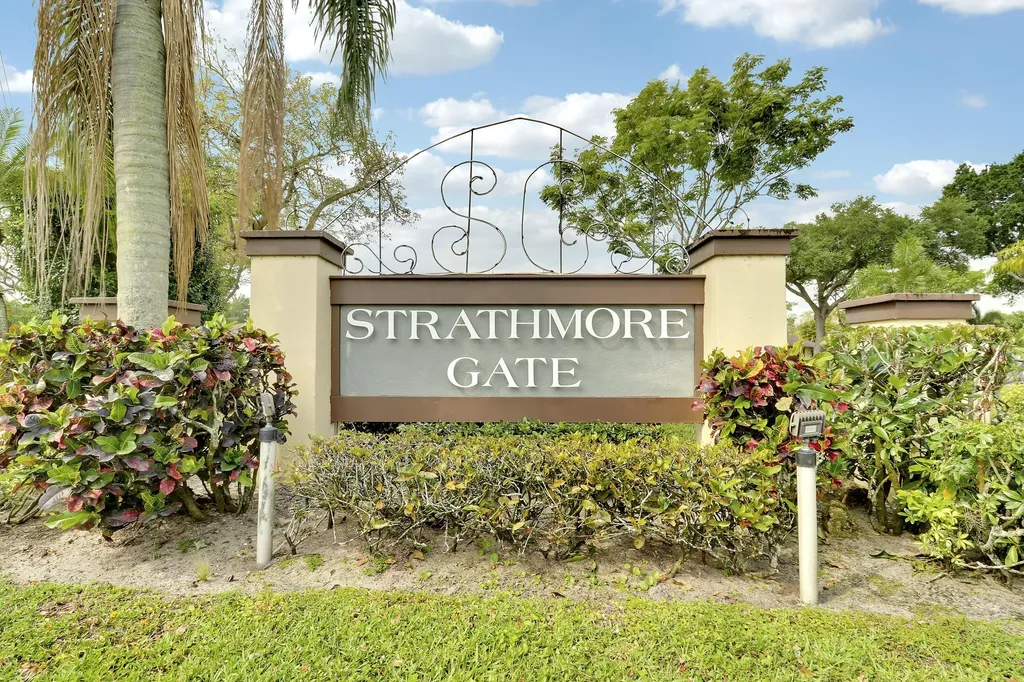 135 Manchineel Court Royal Palm Beach FL 33411