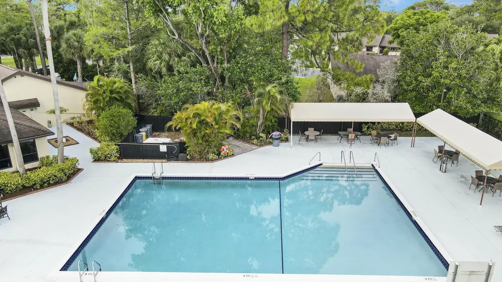 135 Manchineel Court Royal Palm Beach FL 33411