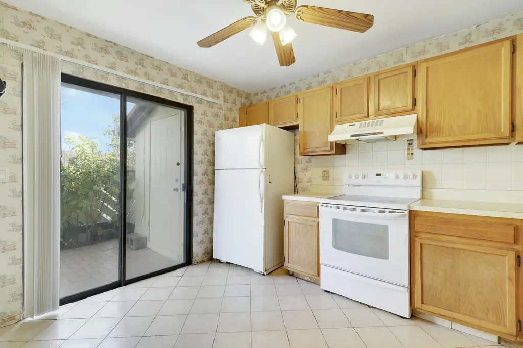 135 Manchineel Court Royal Palm Beach FL 33411