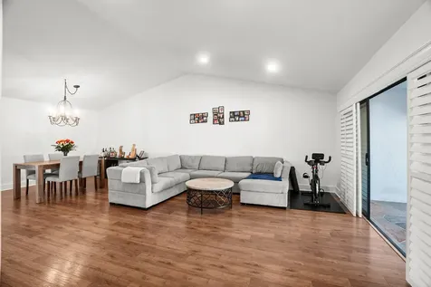 19961 Mona Circle Boca Raton FL 33434