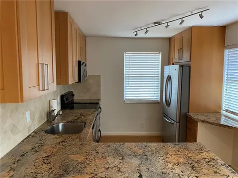 713 SE 18th Street Fort Lauderdale FL 33316
