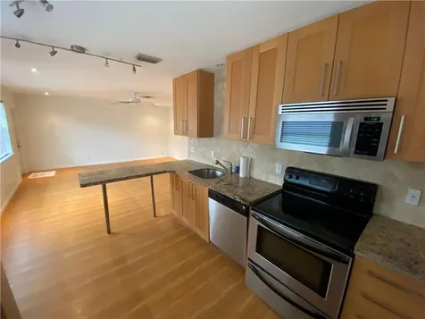 713 SE 18th Street Fort Lauderdale FL 33316