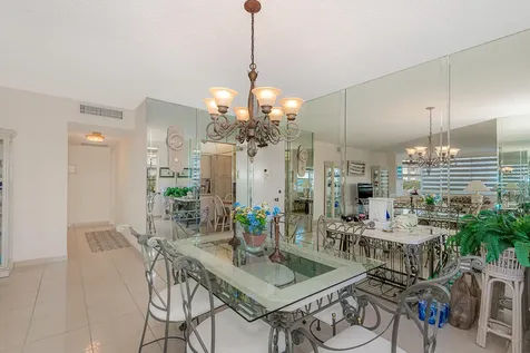 Hallandale Beach FL 33009