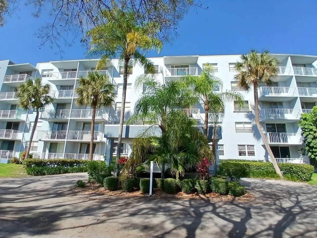 470 Executive Center Drive West Palm Beach FL 33401