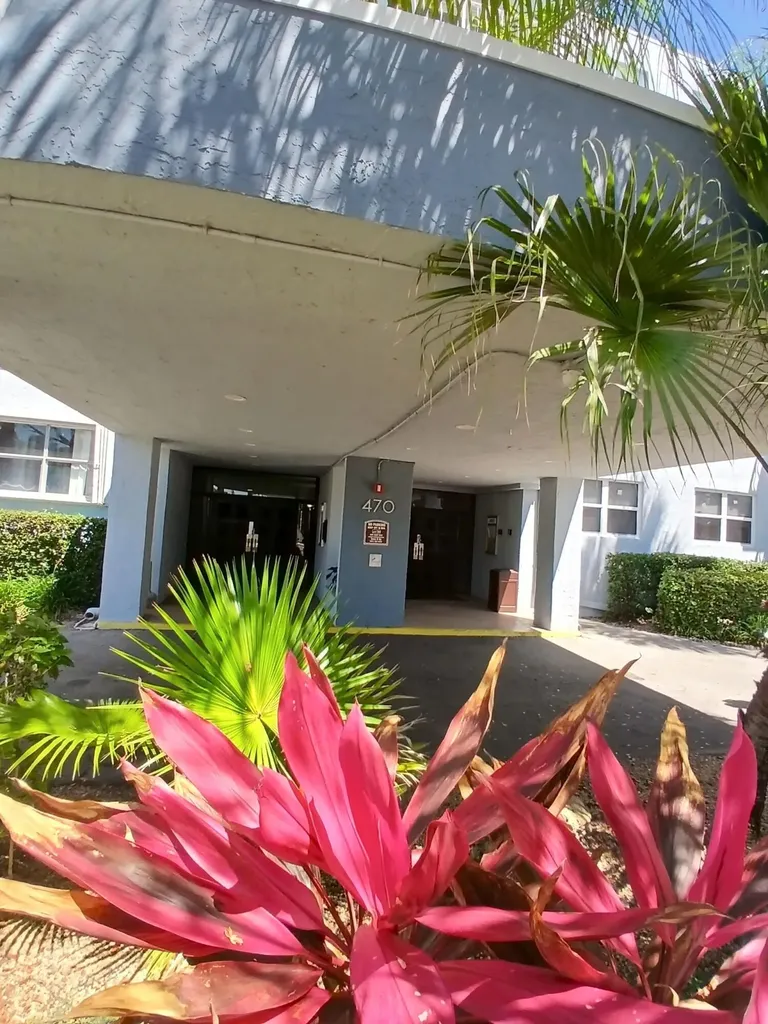 470 Executive Center Drive West Palm Beach FL 33401