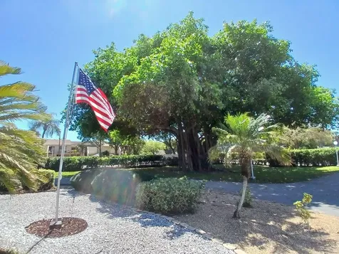 470 Executive Center Drive West Palm Beach FL 33401