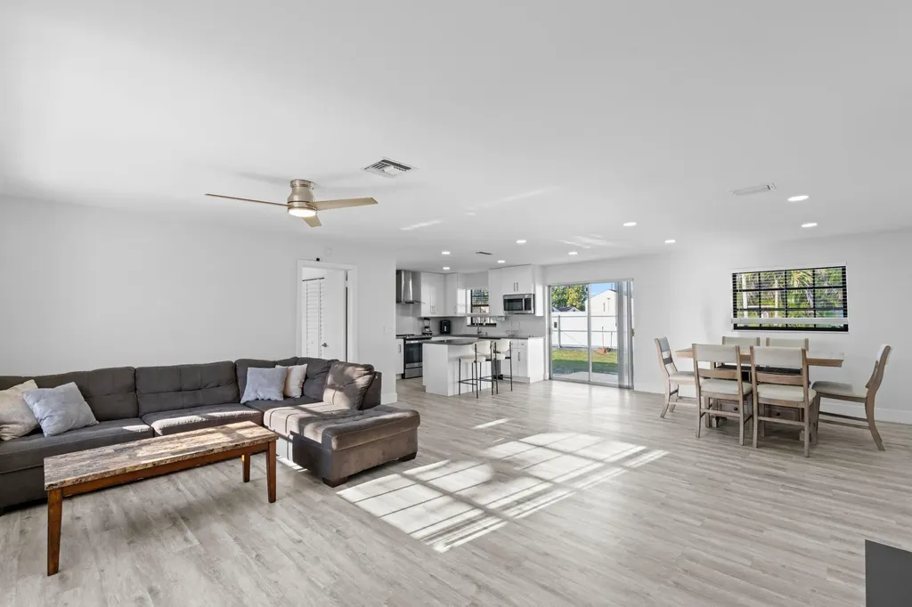 1713 Roy Drive West Palm Beach FL 33415
