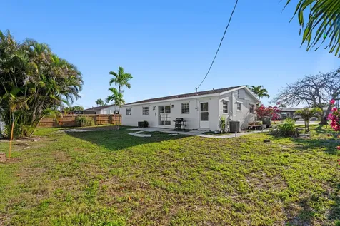 1713 Roy Drive West Palm Beach FL 33415