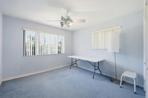 433 SE 12th Street Street SE Vero Beach FL 32962