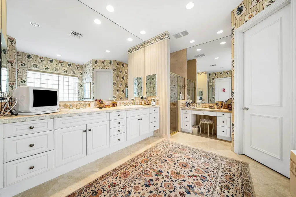 155 Vintage Isle Lane Palm Beach Gardens FL 33418