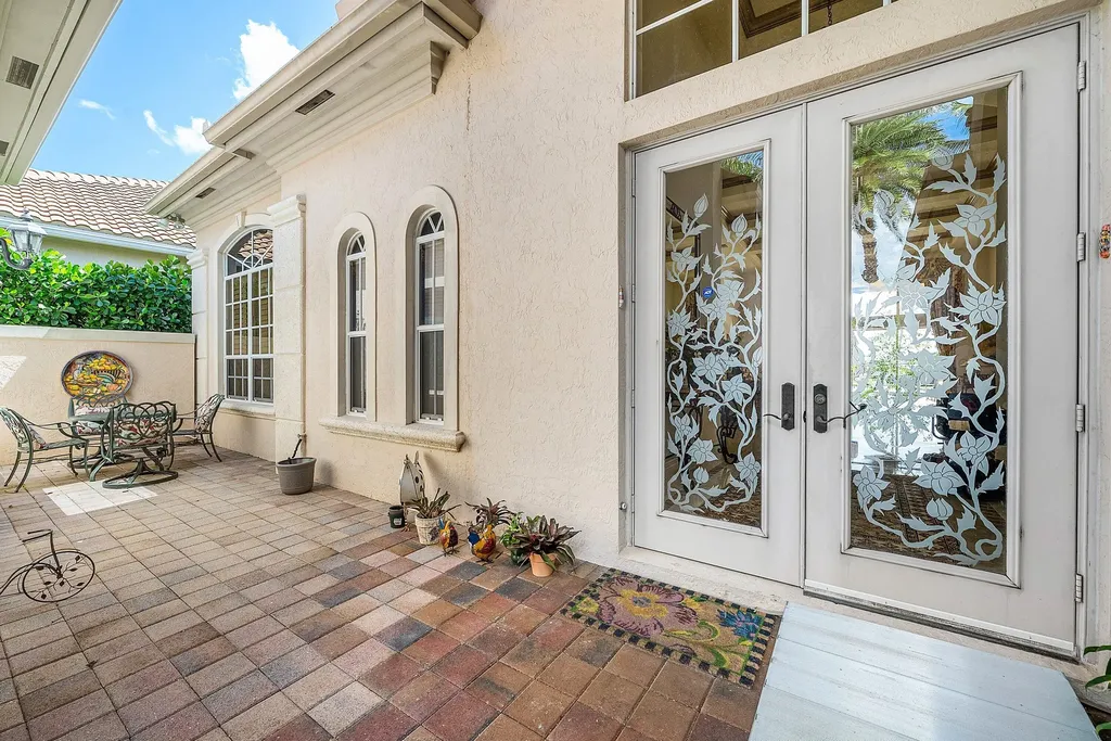 155 Vintage Isle Lane Palm Beach Gardens FL 33418