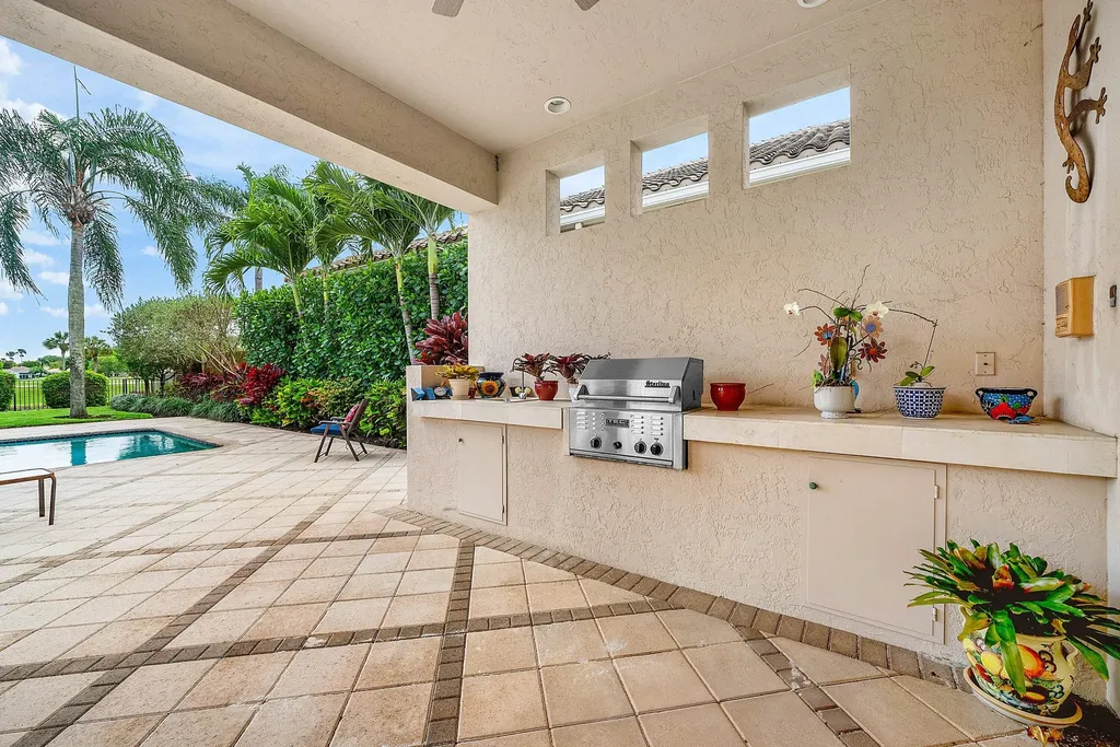 155 Vintage Isle Lane Palm Beach Gardens FL 33418
