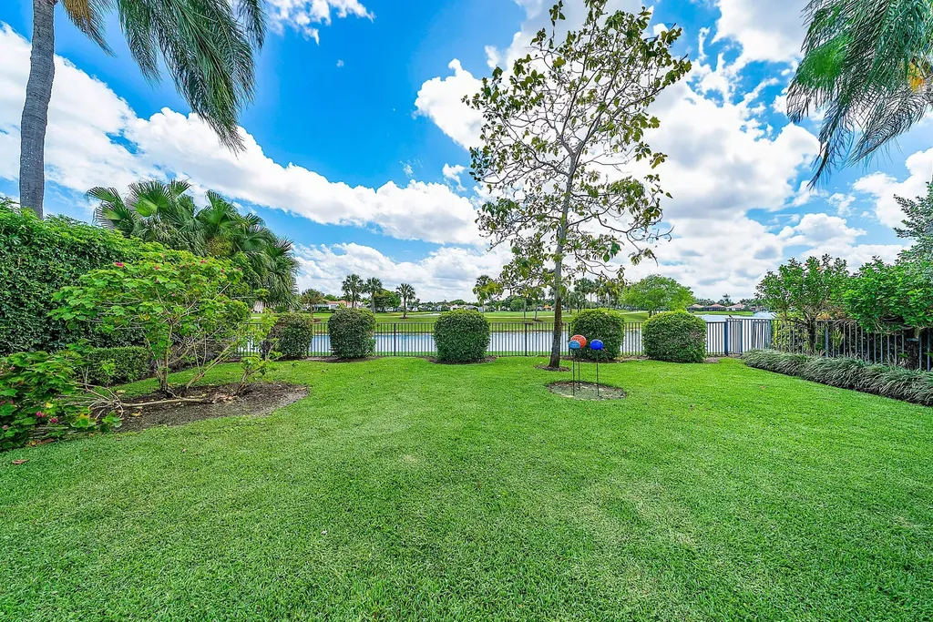 155 Vintage Isle Lane Palm Beach Gardens FL 33418