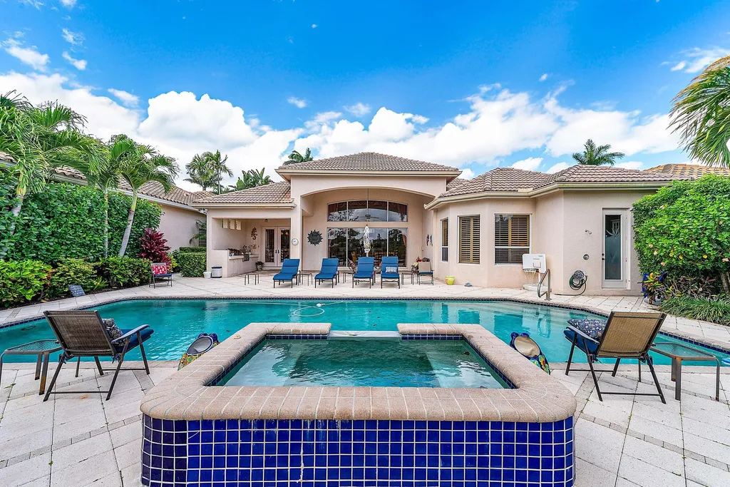 155 Vintage Isle Lane Palm Beach Gardens FL 33418