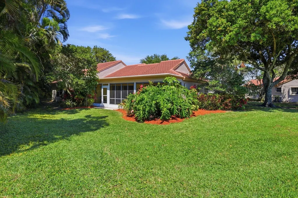 7930 Lake Sands Drive Delray Beach FL 33446