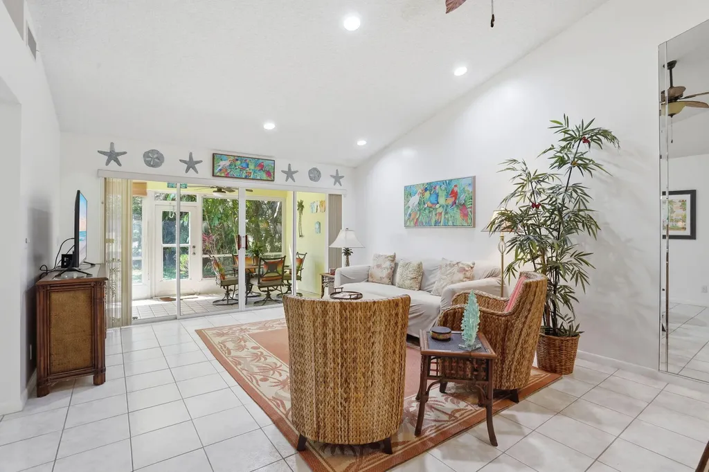 7930 Lake Sands Drive Delray Beach FL 33446