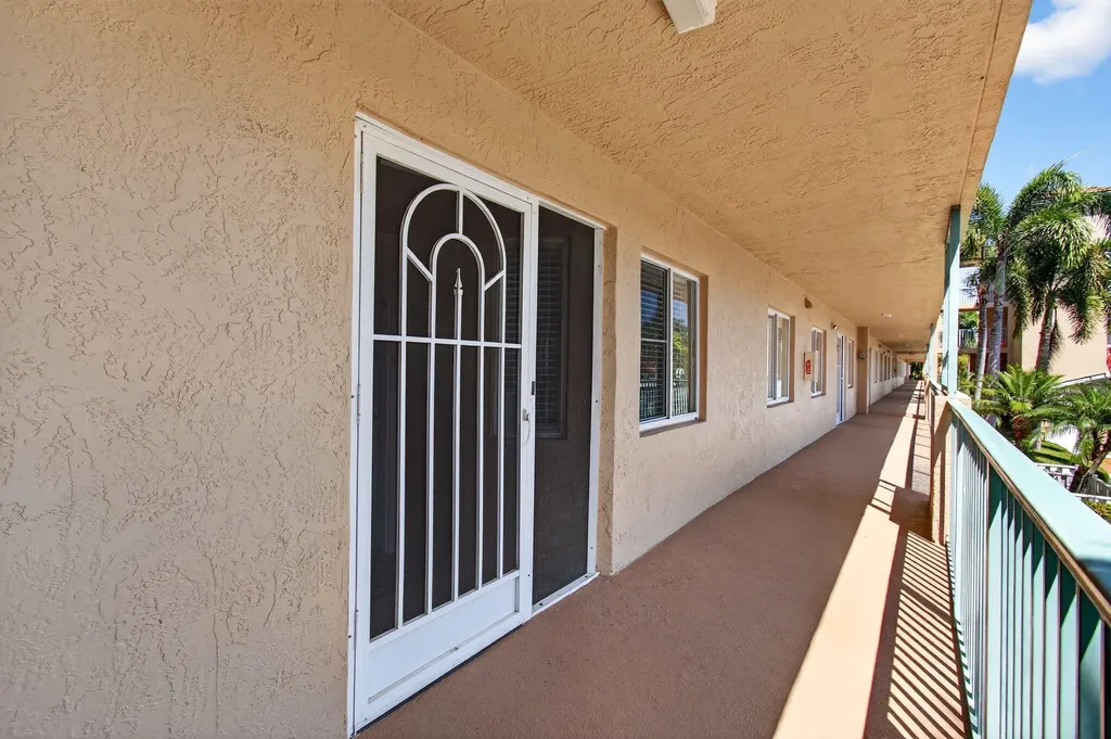 12511 Imperial Isle Drive Boynton Beach FL 33437