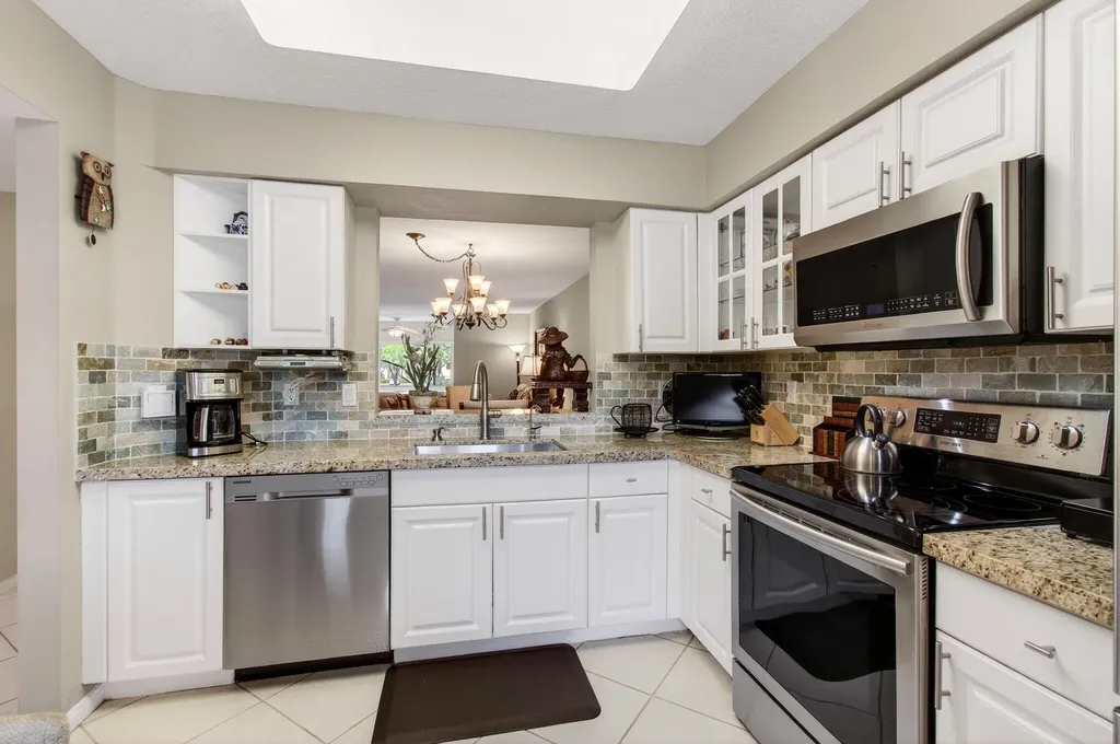 12511 Imperial Isle Drive Boynton Beach FL 33437
