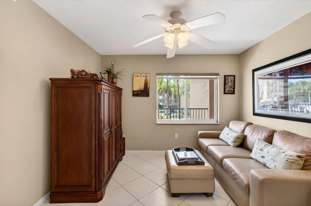 12511 Imperial Isle Drive Boynton Beach FL 33437