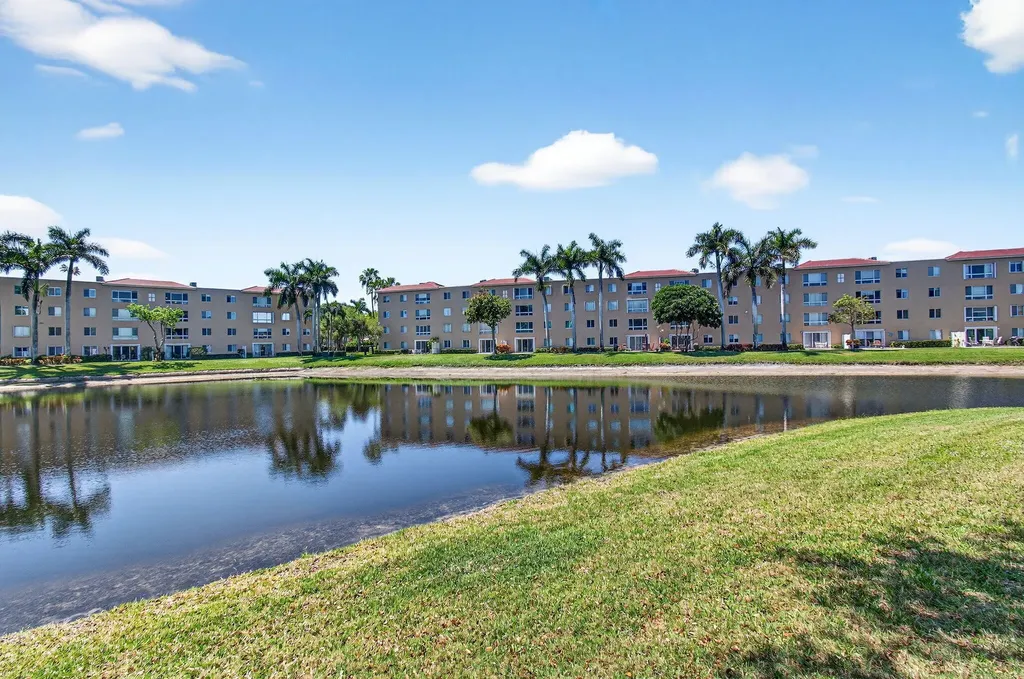 12511 Imperial Isle Drive Boynton Beach FL 33437