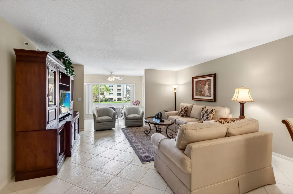 12511 Imperial Isle Drive Boynton Beach FL 33437