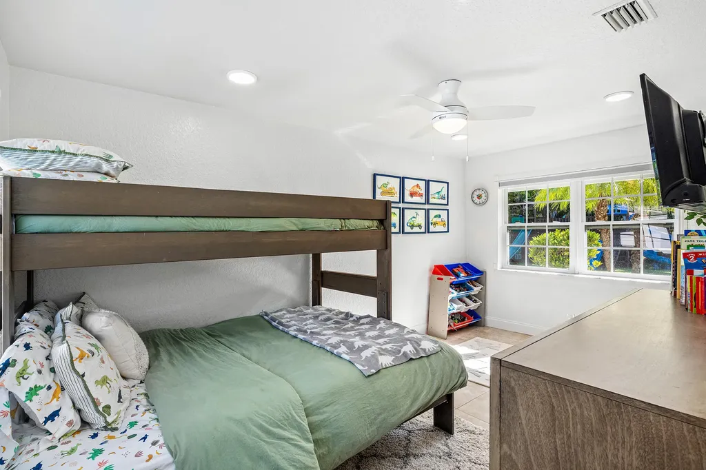 8811 Pinion Drive Wellington FL 33467
