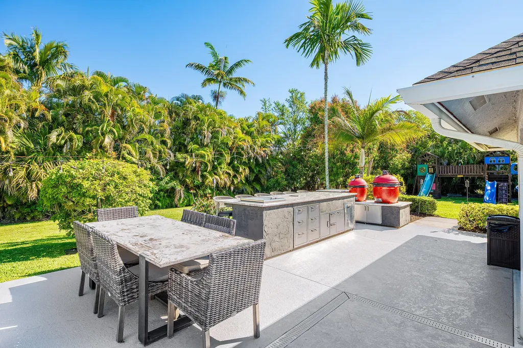 8811 Pinion Drive Wellington FL 33467