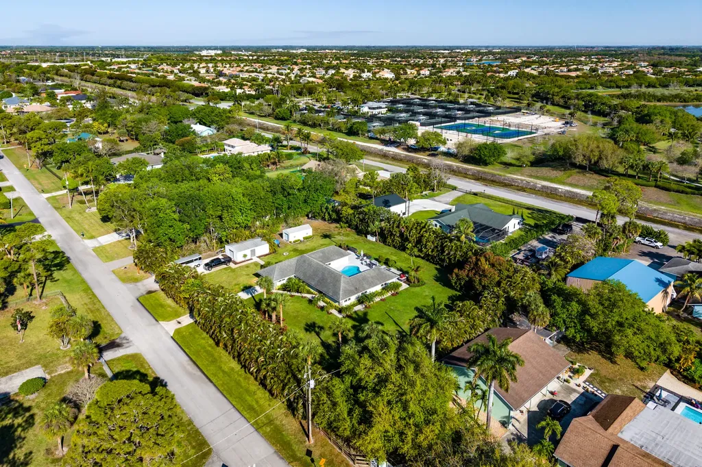 8811 Pinion Drive Wellington FL 33467