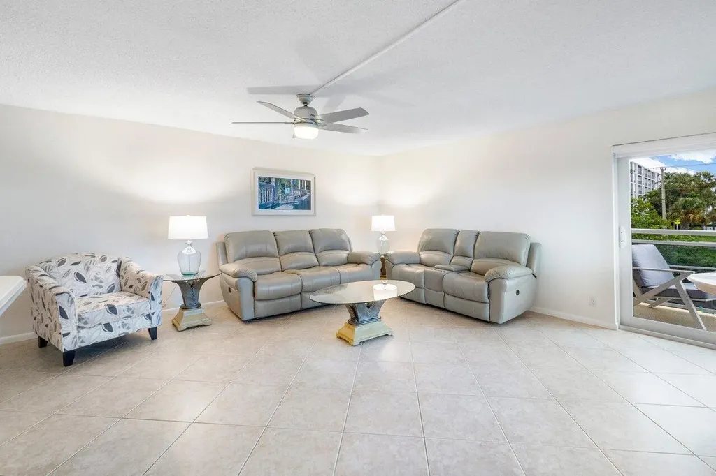1160 Hillsboro Mile Hillsboro Beach FL 33062