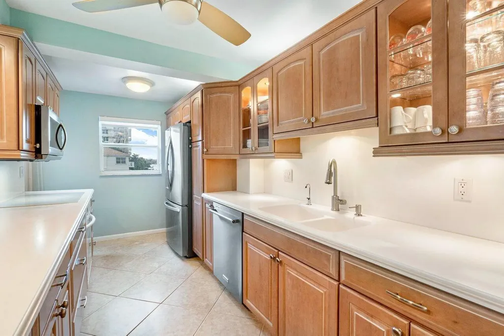 1160 Hillsboro Mile Hillsboro Beach FL 33062