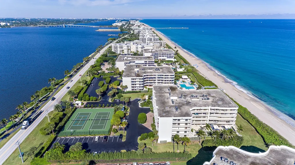 3300 S Ocean Boulevard Palm Beach FL 33480