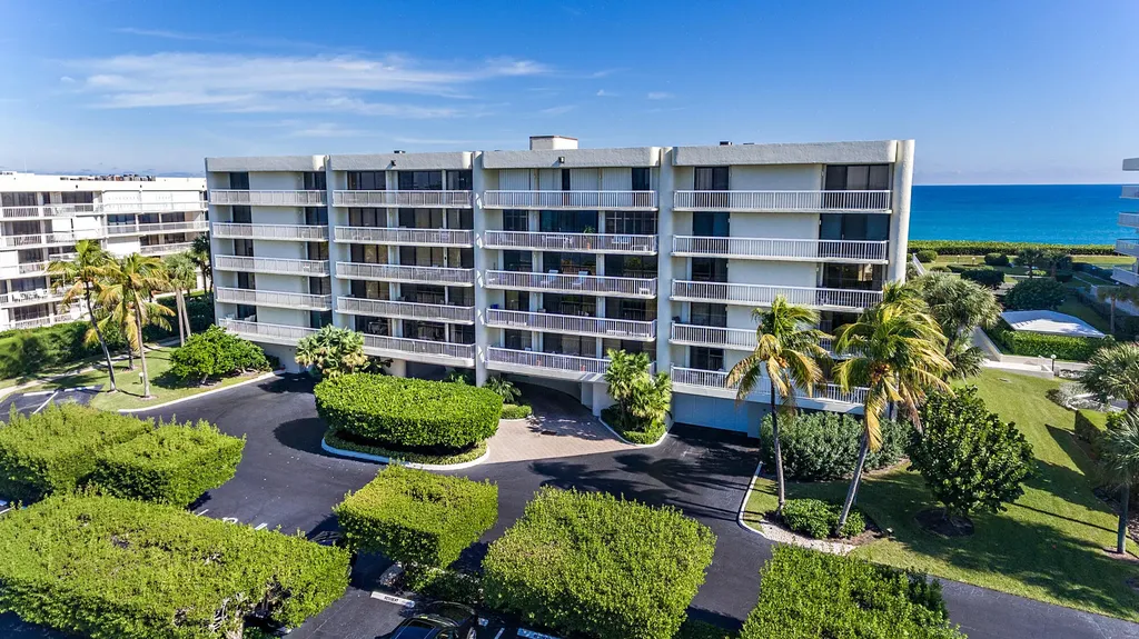 3300 S Ocean Boulevard Palm Beach FL 33480