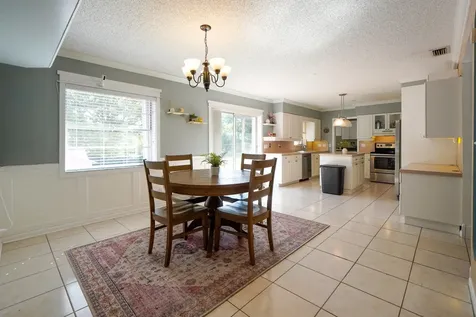 120 W Swan Parkway W Royal Palm Beach FL 33411